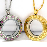 Memento silver colour pendant with crystals